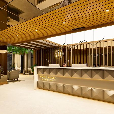 בלארי Model Grand Inn מראה חיצוני תמונה